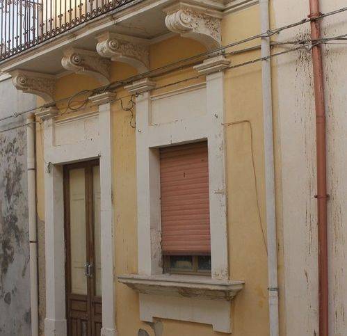 casa indipendente in vendita ad Ispica
