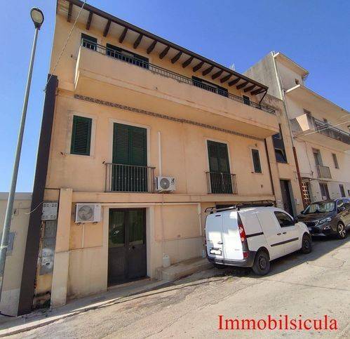 appartamento in vendita ad Ispica