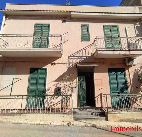 casa indipendente in vendita ad Ispica