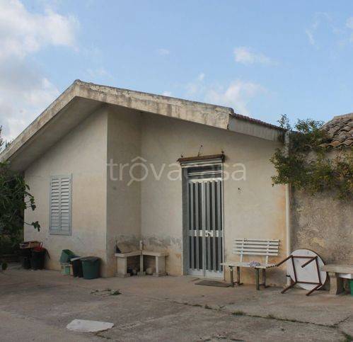 casa indipendente in vendita ad Ispica