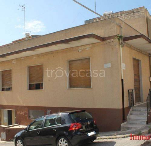 casa indipendente in vendita ad Ispica