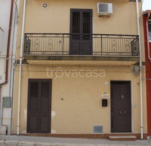 casa indipendente in vendita ad Ispica