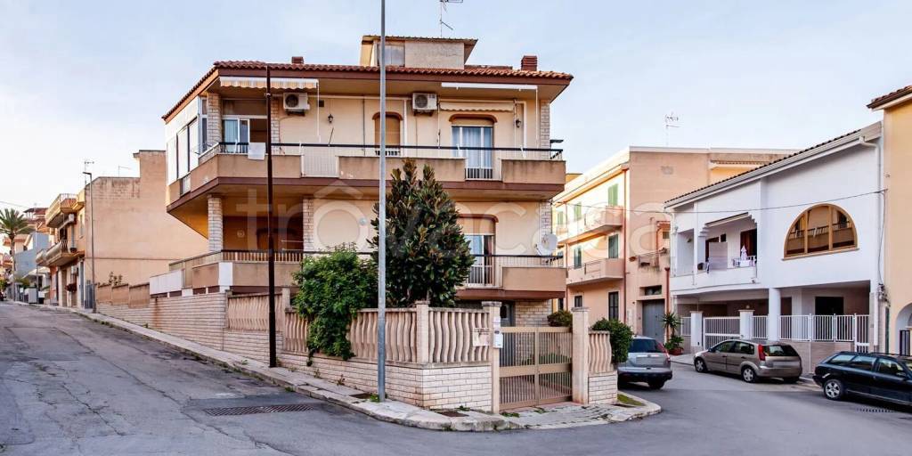 appartamento in vendita ad Ispica