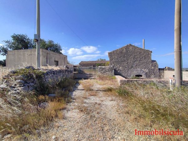 casa indipendente in vendita ad Ispica