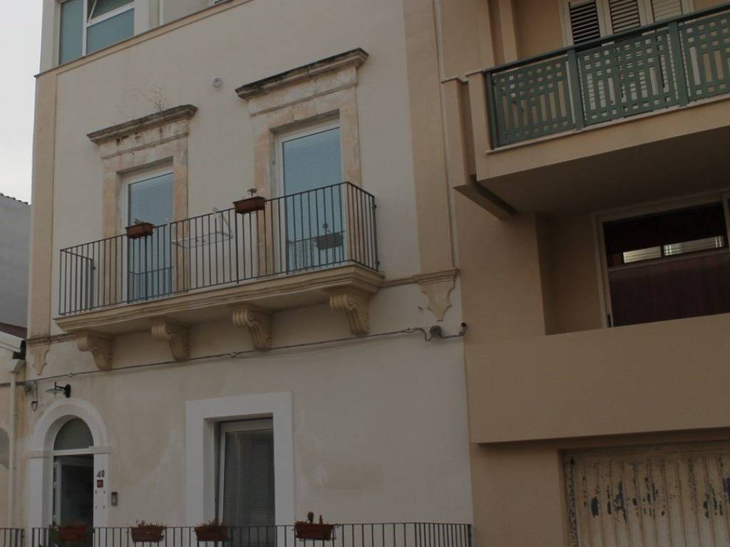 casa indipendente in vendita ad Ispica