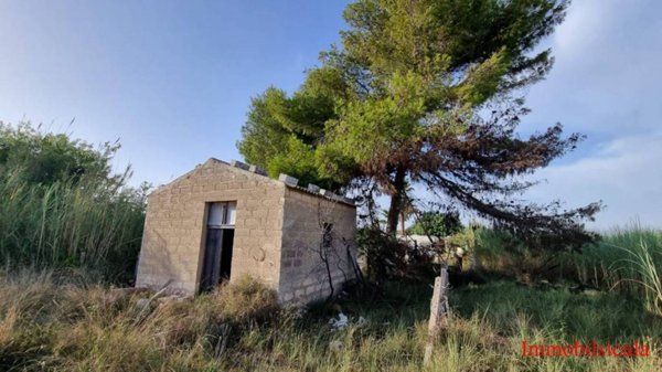 casa indipendente in vendita ad Ispica in zona Santa Maria del Focallo