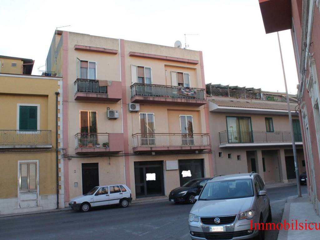 appartamento in vendita ad Ispica