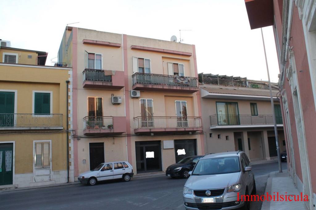 appartamento in vendita ad Ispica