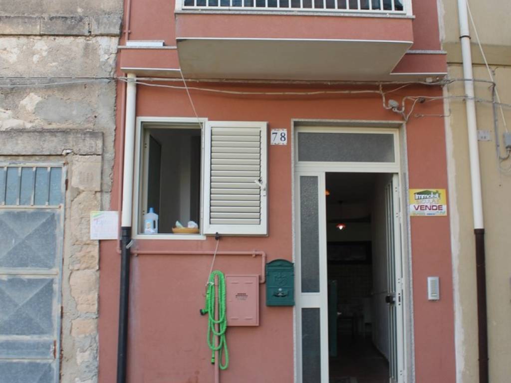 casa indipendente in vendita ad Ispica