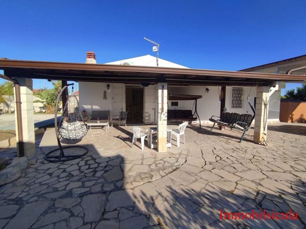 casa indipendente in vendita ad Ispica