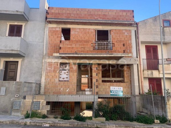 casa indipendente in vendita ad Ispica