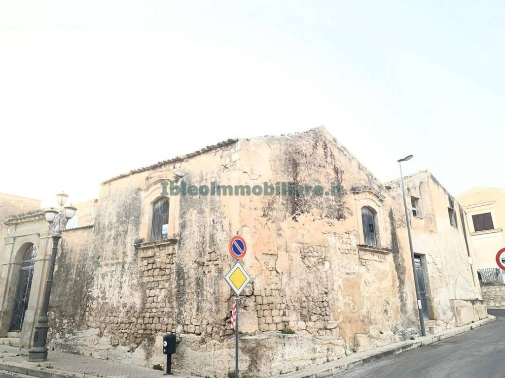 casa indipendente in vendita ad Ispica