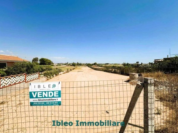 casa indipendente in vendita ad Ispica in zona Santa Maria del Focallo