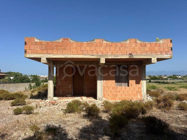 casa indipendente in vendita ad Ispica in zona Santa Maria del Focallo