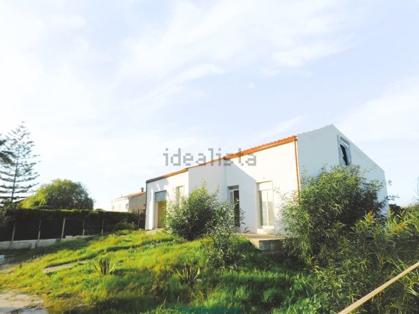 casa indipendente in vendita ad Ispica in zona Santa Maria del Focallo