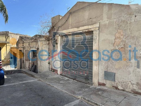 casa indipendente in vendita ad Ispica