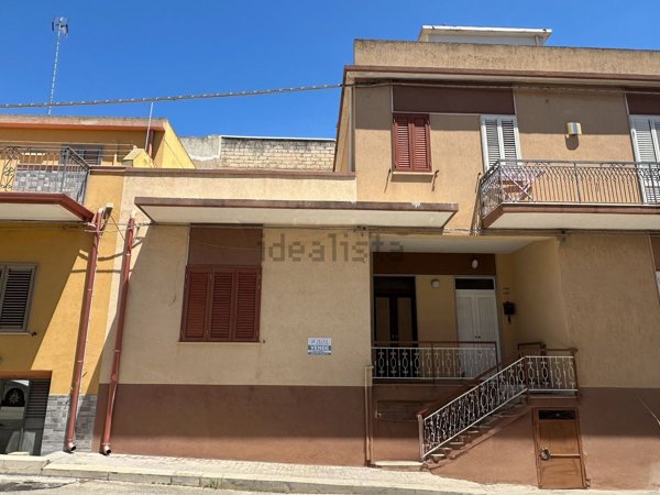 casa indipendente in vendita ad Ispica