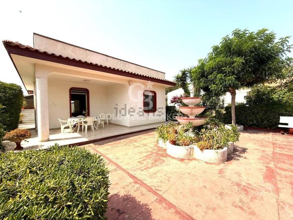 casa indipendente in vendita ad Ispica in zona Santa Maria del Focallo