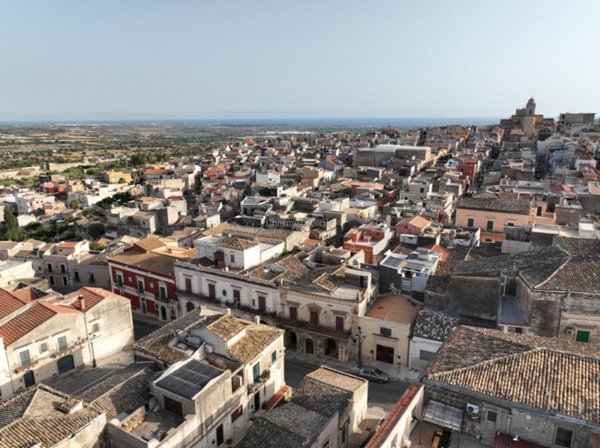 casa indipendente in vendita ad Ispica