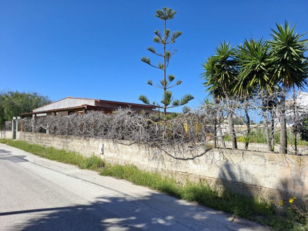 casa indipendente in vendita ad Ispica