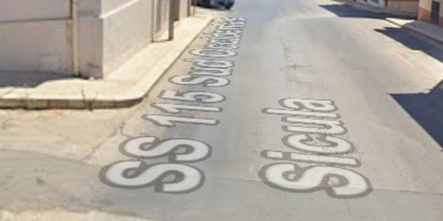 negozio in vendita ad Ispica