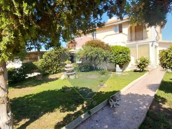 casa indipendente in vendita ad Ispica in zona Santa Maria del Focallo