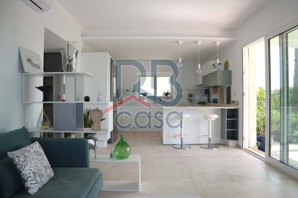 casa indipendente in vendita ad Ispica in zona Santa Maria del Focallo