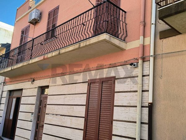 casa indipendente in vendita ad Ispica