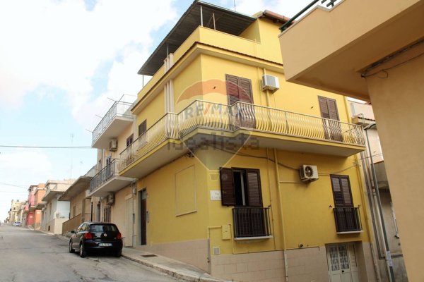casa indipendente in vendita ad Ispica