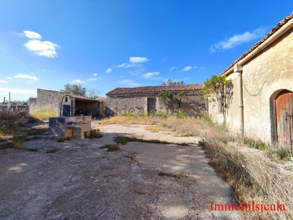 casale in vendita ad Ispica