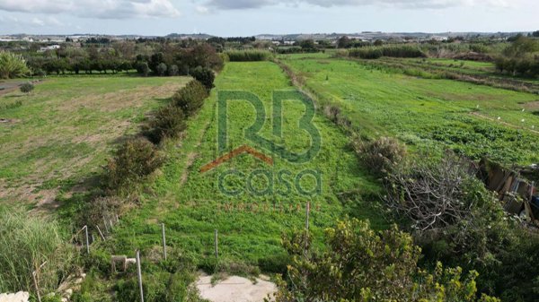 casa indipendente in vendita ad Ispica in zona Santa Maria del Focallo