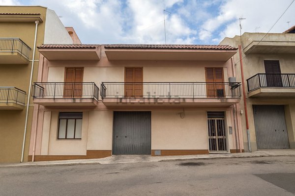 casa indipendente in vendita ad Ispica