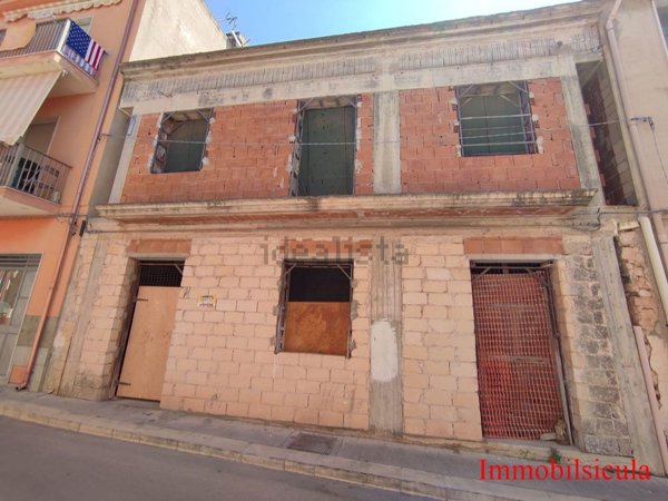 casa indipendente in vendita ad Ispica