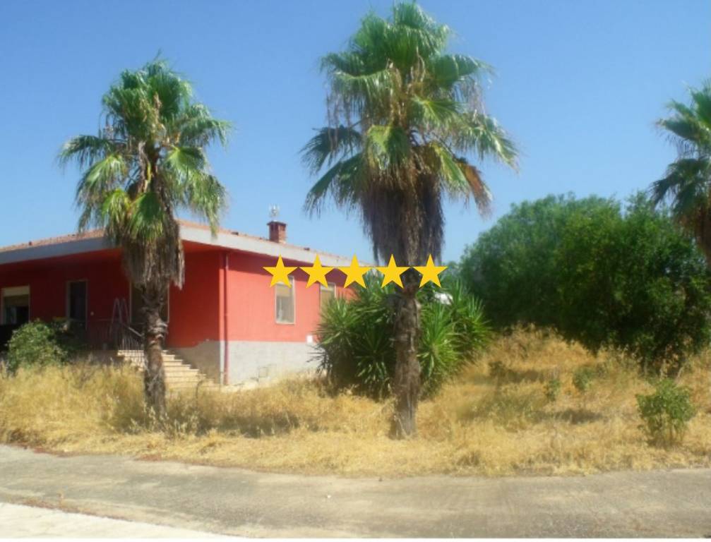casa indipendente in vendita ad Ispica