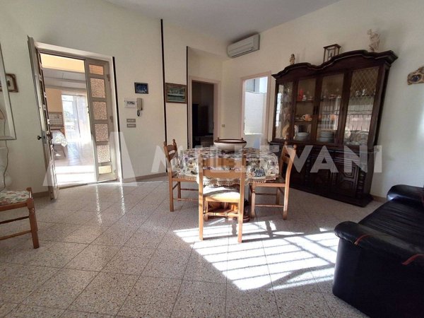 casa indipendente in vendita ad Ispica in zona Santa Maria del Focallo