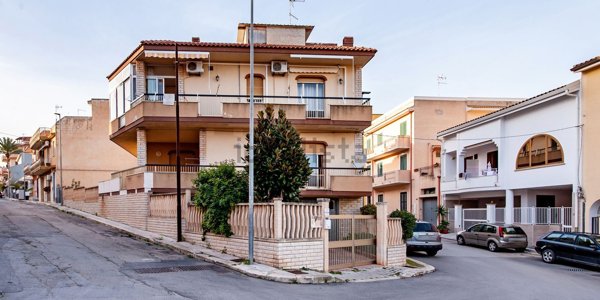 appartamento in vendita ad Ispica