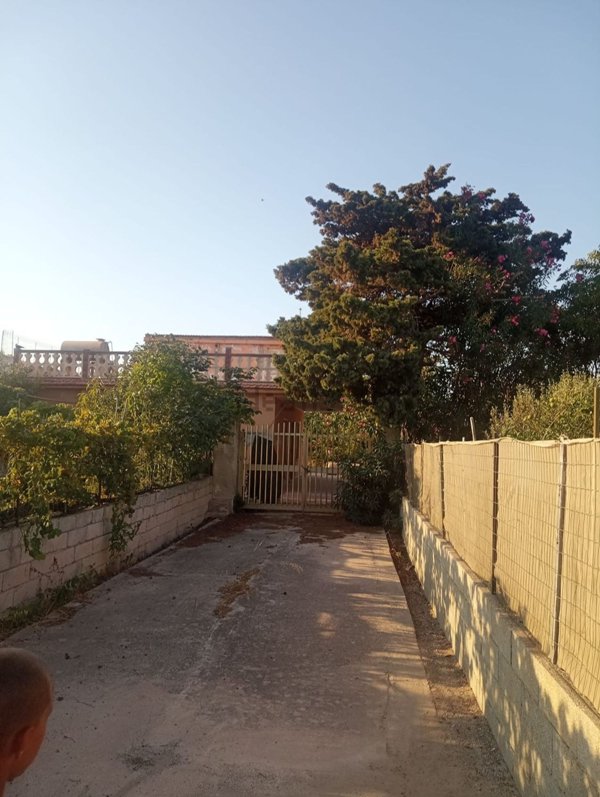 casa indipendente in vendita ad Ispica in zona Santa Maria del Focallo