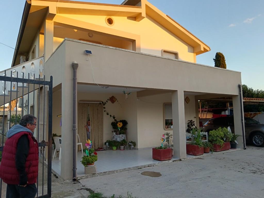 casa indipendente in vendita ad Ispica