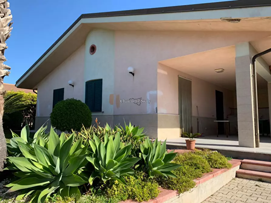 casa indipendente in vendita ad Ispica in zona Santa Maria del Focallo