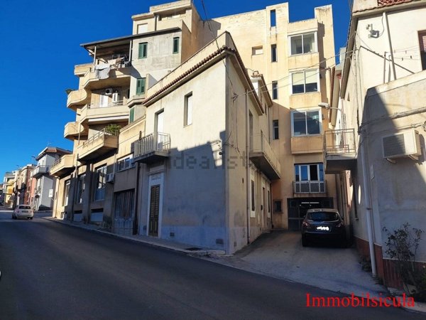 casa indipendente in vendita ad Ispica