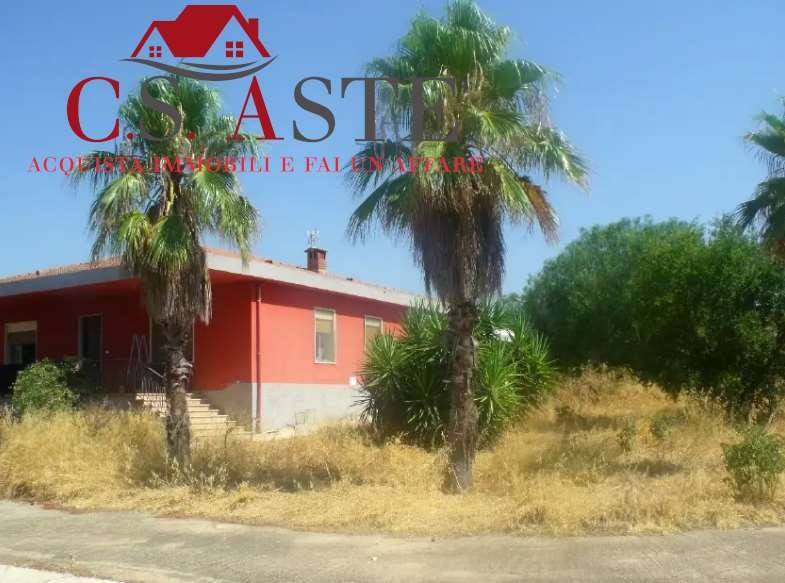 casa indipendente in vendita ad Ispica
