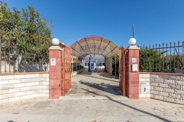 casa indipendente in vendita ad Ispica
