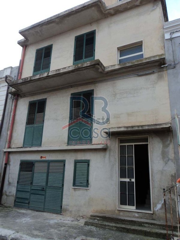 casa indipendente in vendita ad Ispica