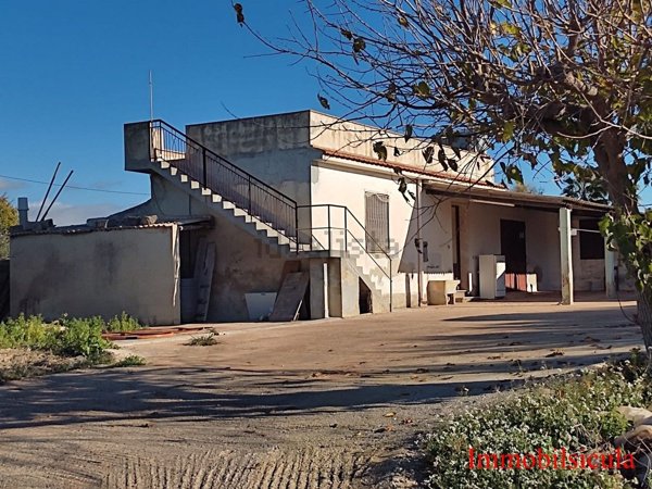 casa indipendente in vendita ad Ispica