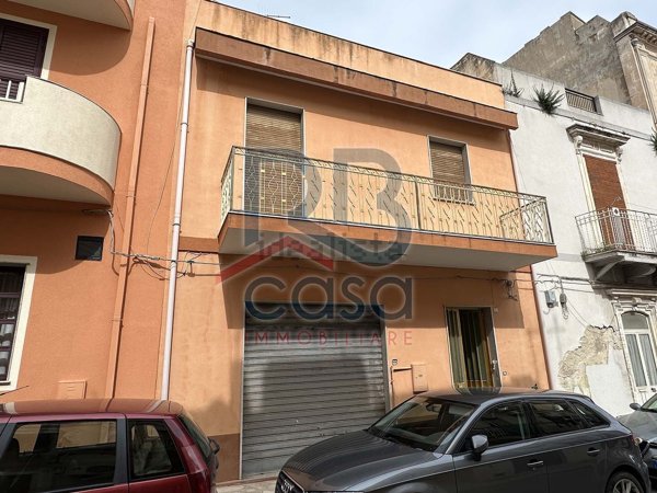 casa indipendente in vendita ad Ispica