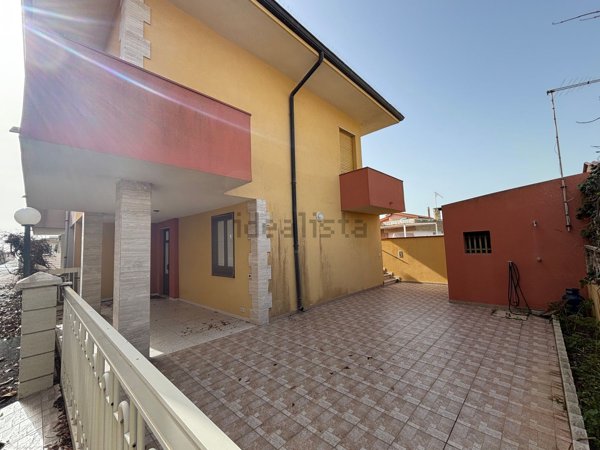 casa indipendente in vendita ad Ispica