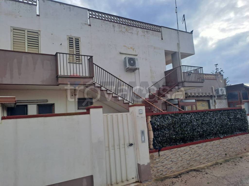 appartamento in vendita ad Ispica in zona Santa Maria del Focallo