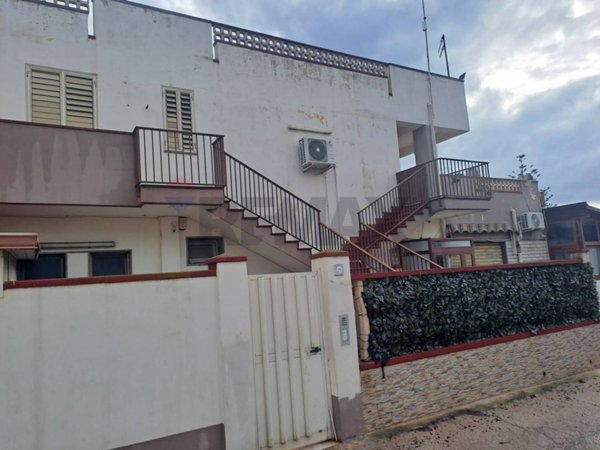 casa indipendente in vendita ad Ispica in zona Santa Maria del Focallo
