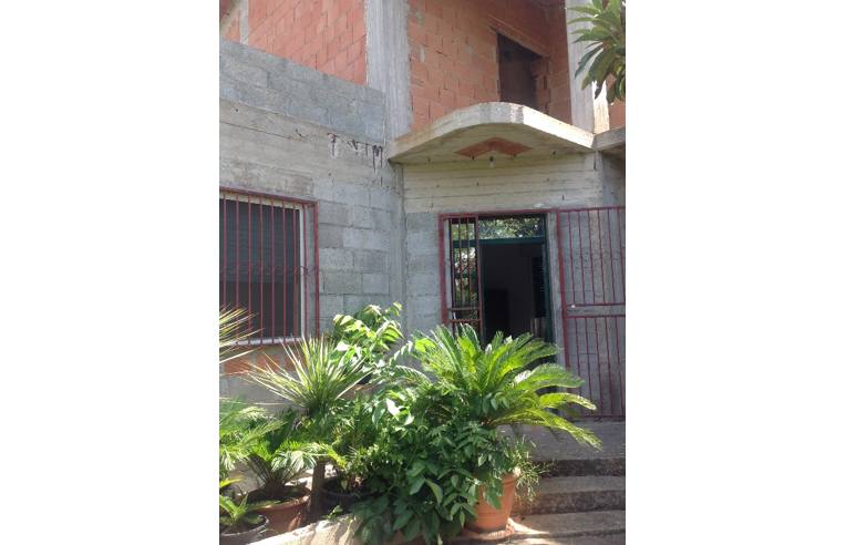 casa indipendente in vendita ad Ispica
