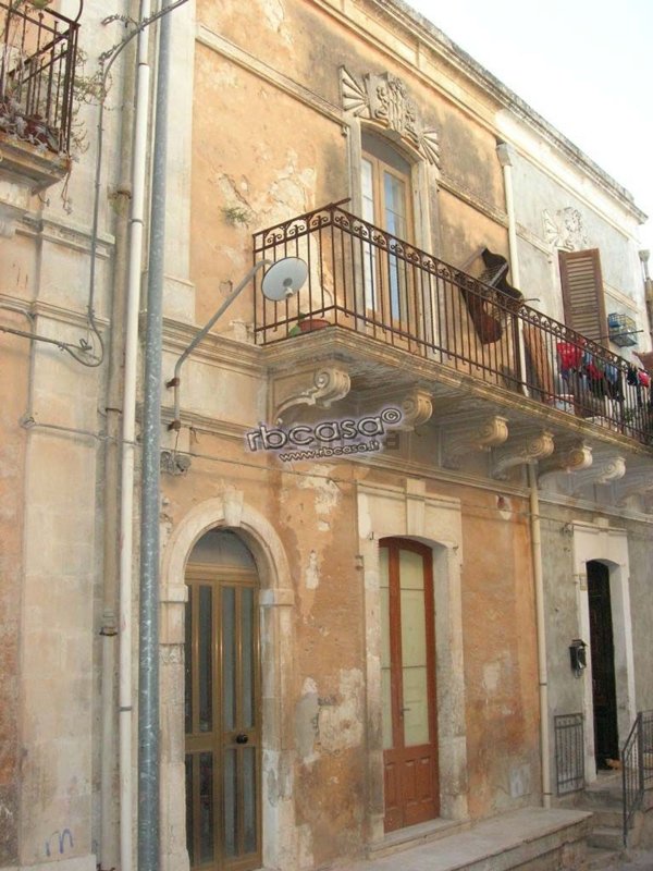 casa indipendente in vendita ad Ispica